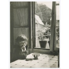 Portrait d'une fillette. 
