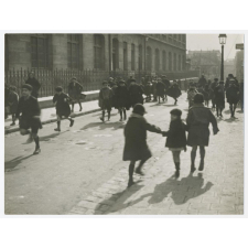 Sortie de l'école.