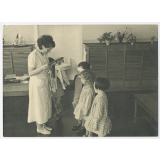 Scène de classe d'école maternelle.
