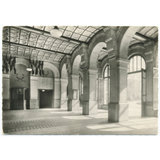 Lycée Louis-le-Grand - Le hall d'entrée.