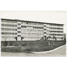 Cité technique de Carcassonne (Aude) - Internat façade Sud.