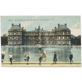 Paris - Le Luxembourg - Palais du Sénat et le Grand Bassin.