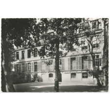 Cours d'Hulst - Façade sur jardin - 21 rue de Varenne - Paris VIIe.