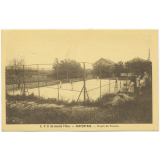 E.P.S. de Jeunes Filles - Carpentras - Court de Tennis.