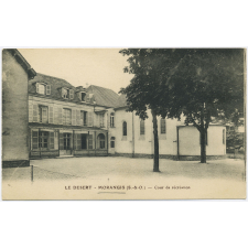 Le Désert-Morangis : Cour de récréation