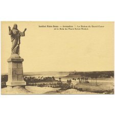 Institut Notre-Dame - Avranches - La Statue du Sacré-Coeur et la Baie du Mont Saint-Michel.