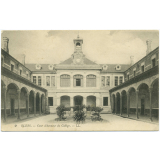 9 - Flers - Cour d'Honneur du Collège.