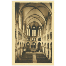 Vannes - Saint François Xavier - La Chapelle, la Nef et le Choeur.