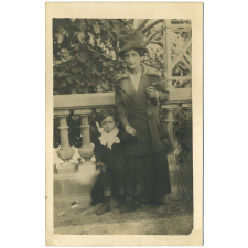 Portrait de mère et fils. 