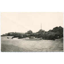 Ecole Technique du Sacré-Coeur - Guisseny (Finistère) - Le Calvaire - L'Ecole vue de la Plage.