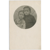 Portrait de deux frères. 