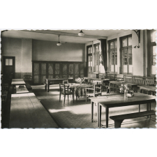 Loos (Nord) - Institution Saint-Vincent-Paul - La Salle de Récréation.