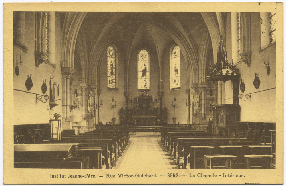 Institut Jeanne d'Arc - Rue Victor-Guichard - Sens - La Chapelle - Intérieur.