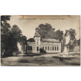10 - La Verpillière - Les Ecoles et le Monument M. Ogier.