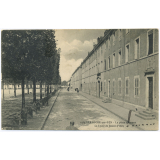 1434 - La Roche-sur-Yon - La place d'Armes - Le Lycée de Jeunes Filles.