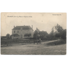 Frangy (S.-&-L.) - Place et Ecole de Filles.