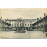 277 - Chartres (E.-et-L.) - Le Lycée - Cour d'Honneur.