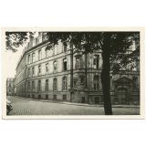 Arras - Institution Saint-Joseph - Une partie des bâtiments vus de la Place de la Madeleine.