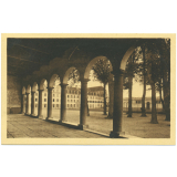 Vannes - Saint François Xavier - Les Arcades de la 1re division.