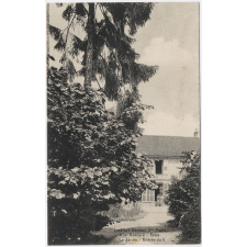 Institut Normal Ste-Paule, Rue Abélard - Sens - Le jardin - Entrée du 8.
