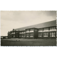 Ecole Technique du Sacré-Coeur - Guisseny (Finistère) - Entrée de l'Ecole. - l'Atelier.