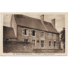 176 - Vallon-sur-Gée (Sarthe) - La Mairie et l'Ecole de garçons.