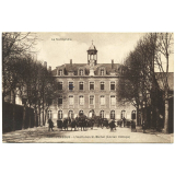 La Normandie - Pont-l'Evêque - L'Institution St-Michel (Ancien Collège).