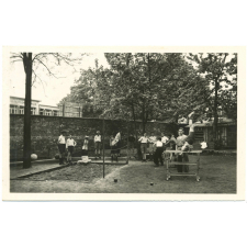 Arras - Institution Saint-Joseph - Sautoir et aire de lancer.
