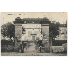 Ruffey (Jura). - Mairie, Ecoles.
