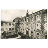 Ecole Les Saints Anges - Pontivy - Façade principale et Cour d'Honneur.