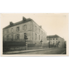 Vitré - Ecole Sainte-Marie - Vue extérieure.