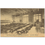 Ecole Primaire Supérieure de Jeunes Filles de Carpentras - Une Salle d'Etudes.