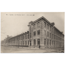 241 - Lyon - Le Nouveau Lycée.