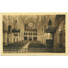 Vannes - Saint François Xavier - La Chapelle, la nef et les tribunes.