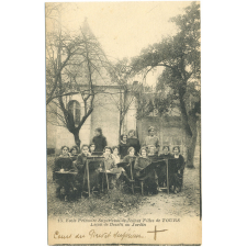 13 - Ecole Primaire Supérieure de Jeunes Filles de Tours - Leçon de Dessin au Jardin.