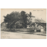 Bouhy - L'Ecole - la Mairie.