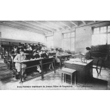 École Primaire Supérieure de Jeunes Filles de Carpentras - Le Laboratoire.
