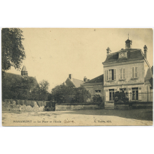 Haramont - La Place et l'Ecole.
