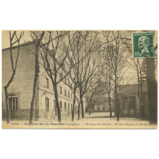 Laval - Institution libre de l'Immaculée Conception - Division des Grands - Etudes, Classes et Dortoirs.