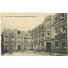 74 - Douai - Intérieur de l'Ecole Normale des Instituteurs.