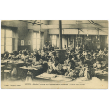 Rouen - Ecole Pratique de Commerce et d'Industrie - Atelier de Couture.