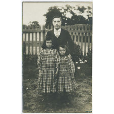 Portrait de frère et soeurs.
