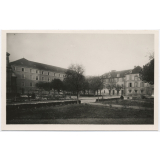 Collège Technique Vaucanson (Grenoble) - Bâtiment de l'internat vus de la Cour d'Honneur.