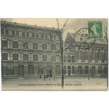 Institut Catholique d'Arts et Métiers de Lille - Dortoirs, Chapelle.