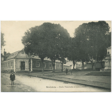 Saint-Calais - Ecole Maternelle et puits artésien.