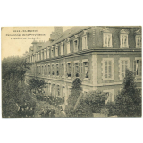 4833 - St-Brieuc - Pensionnat de la Providence - Façade vue du jardin.