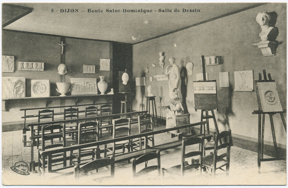 5 - Dijon - Ecole Saint-Dominique - Salle de Dessin.