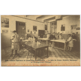 École Primaire Supérieure de Jeunes Filles de Carpentras - La Salle de Coupe, Couture, Repassage de l'Enseignement Ménager.