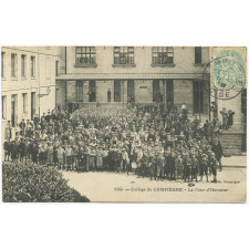 0145 - Collège de Compiègne - La cour d'Honneur.