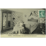 Chantilly - Institut Notre-Dame - Une chambre de grande pensionnaire.